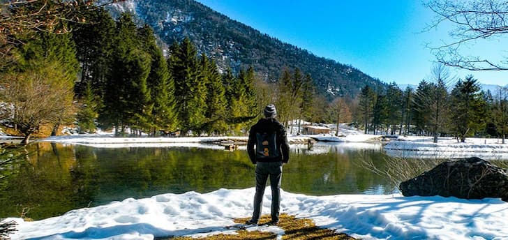 Wandern im Winter: Die passende Ausrüstung