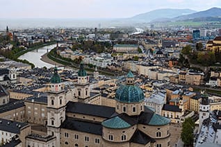 Ratgeber TravelSecure Young: Studieren in Österreich